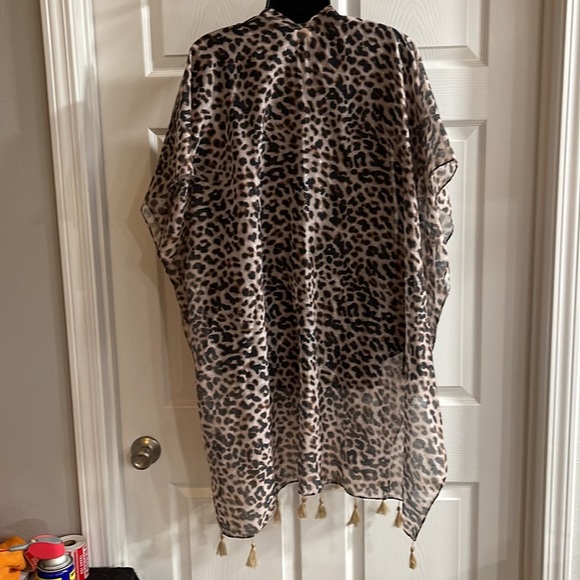 Grace and Emma Shaw (?) black and brown leopard print - Picture 4 of 4